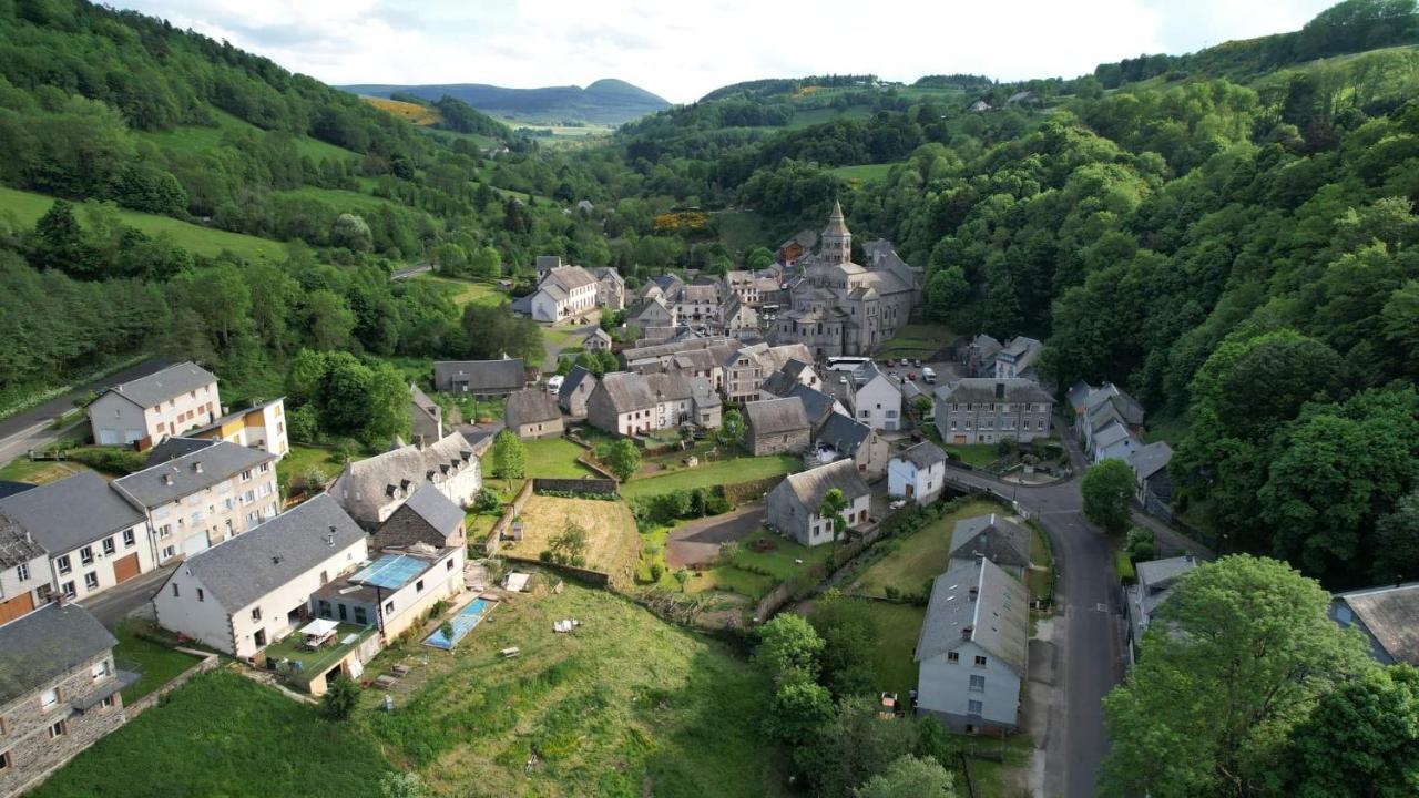Tulipe, Appartement 5 Personnes, Entre Sancy Et Volcans D'Auvergne 奥尔西瓦勒 外观 照片
